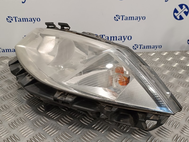 Recambio de faro izquierdo para renault megane ii classic berlina 1.9 dci diesel referencia OEM IAM 8200073220J  89306990