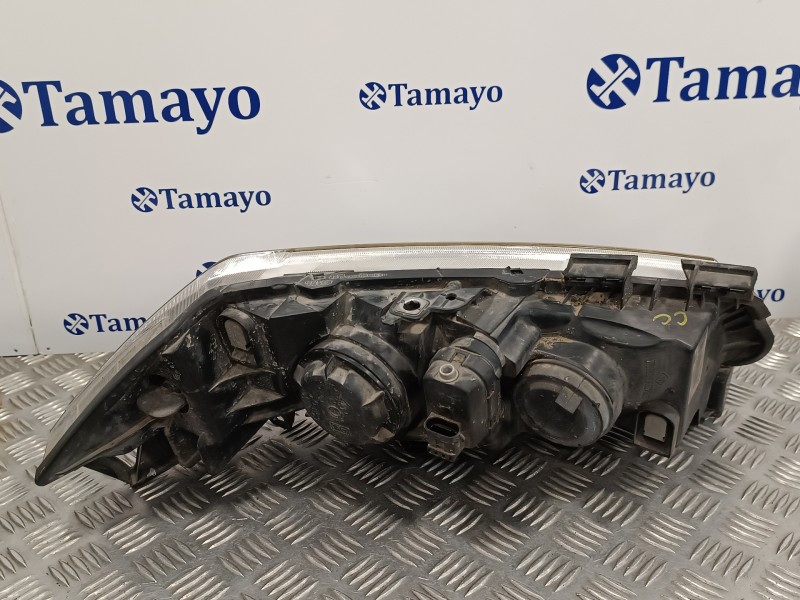 Recambio de faro izquierdo para renault megane ii classic berlina 1.9 dci diesel referencia OEM IAM 8200073220J  89306990