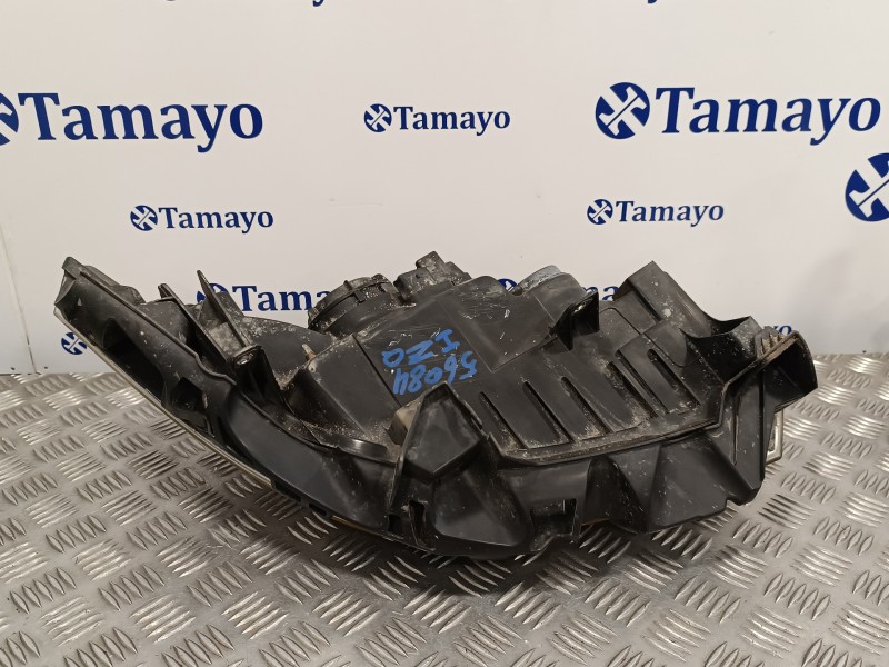 Recambio de faro izquierdo para renault megane ii classic berlina 1.9 dci diesel referencia OEM IAM 8200073220J  89306990