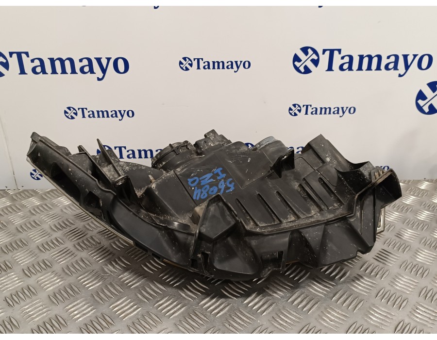 Recambio de faro izquierdo para renault megane ii classic berlina 1.9 dci diesel referencia OEM IAM 8200073220J  89306990