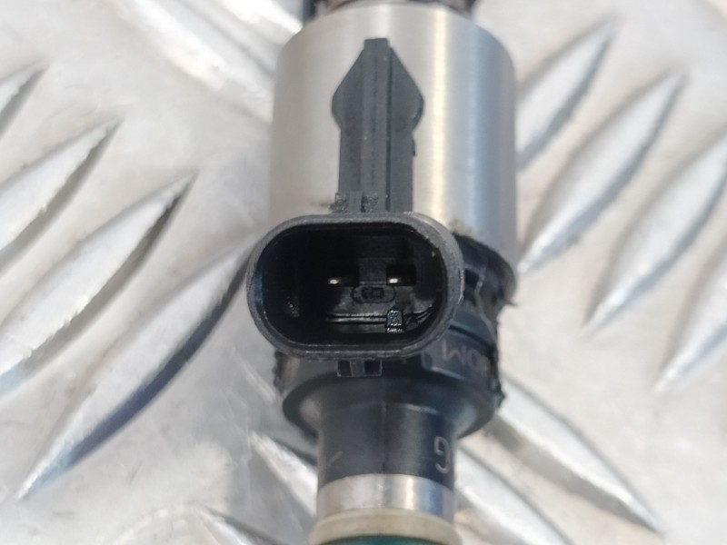 Recambio de inyector para audi s3 (8v1) 2.0 16v tfsi referencia OEM IAM 06L906036L  