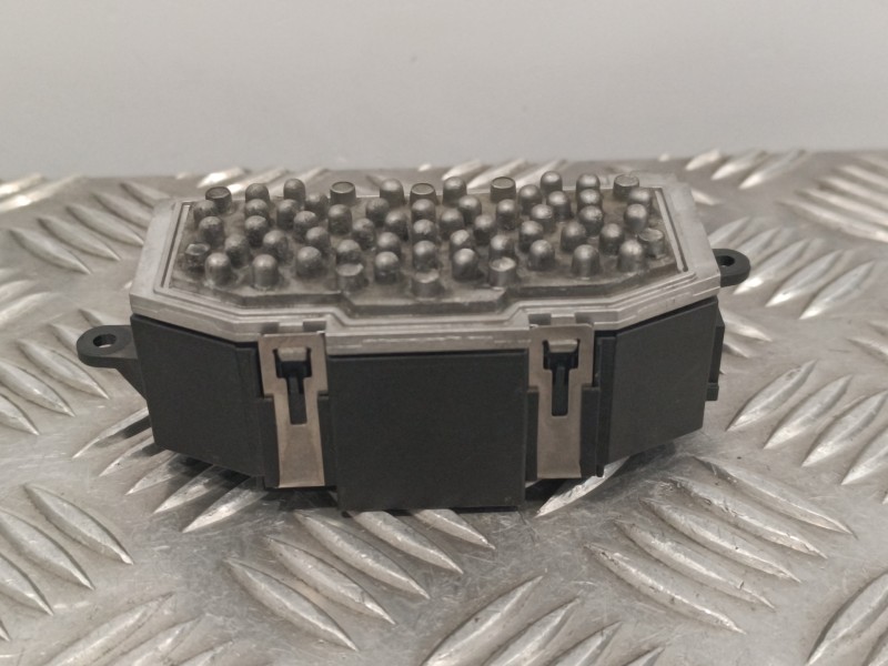 Recambio de resistencia calefaccion para volkswagen passat variant (365) 2.0 tdi dpf referencia OEM IAM 3C0907521F 997164W F0110