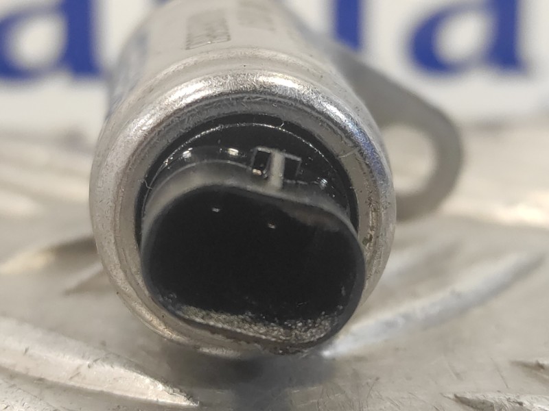 Recambio de valvula para audi s3 (8v1) 2.0 16v tfsi referencia OEM IAM 06E103697M  