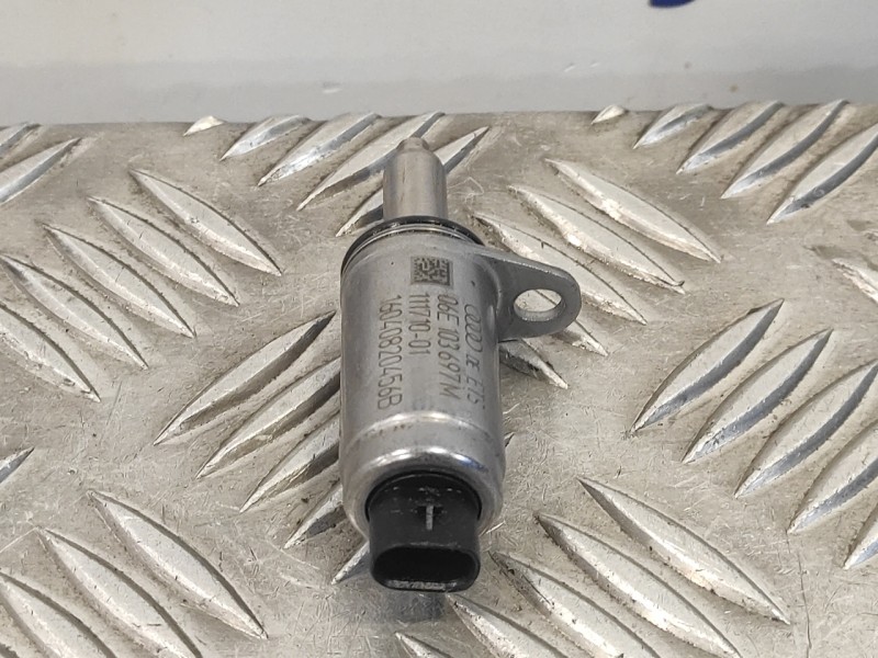 Recambio de valvula para audi s3 (8v1) 2.0 16v tfsi referencia OEM IAM 06E103697M  