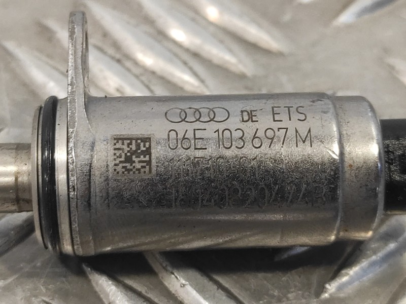 Recambio de valvula para audi s3 (8v1) 2.0 16v tfsi referencia OEM IAM 06E103697M  