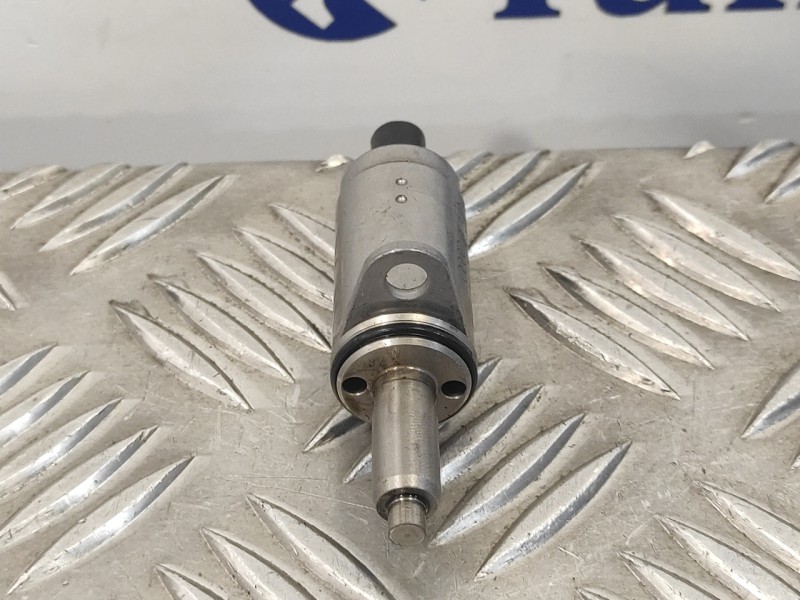 Recambio de valvula para audi s3 (8v1) 2.0 16v tfsi referencia OEM IAM 06E103697M  