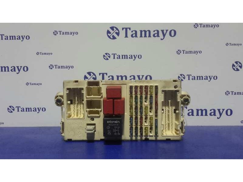 Recambio de caja reles / fusibles para fiat stilo (192) 1.9 jtd 80 active referencia OEM IAM 46750594  192A31149