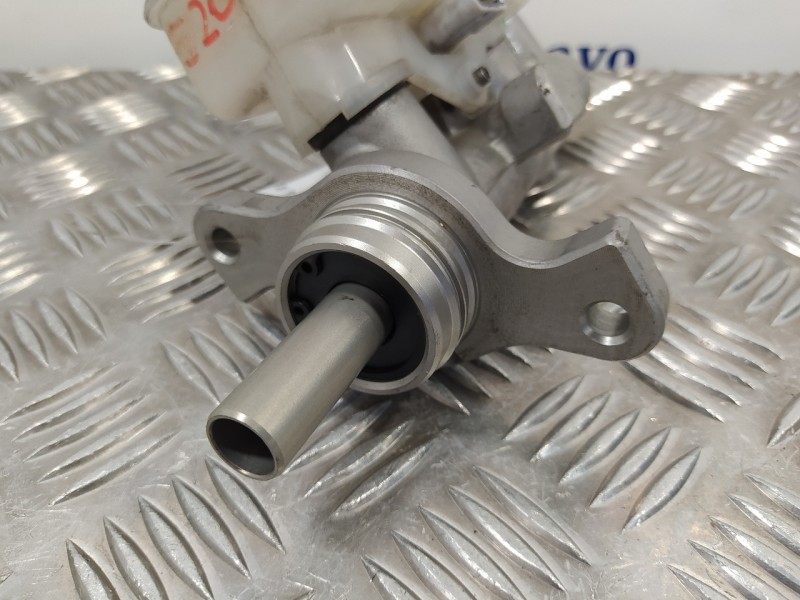 Recambio de bomba freno para subaru forester s12 xs classic referencia OEM IAM   