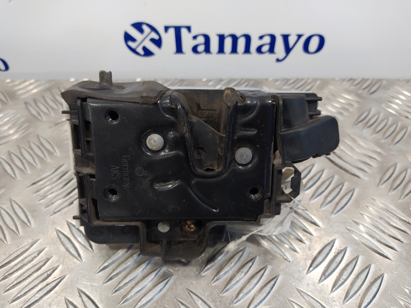 Recambio de cerradura puerta trasera derecha para volkswagen polo berlina (6n2) referencia OEM IAM 6N4839016C  ZSB6N4839016C