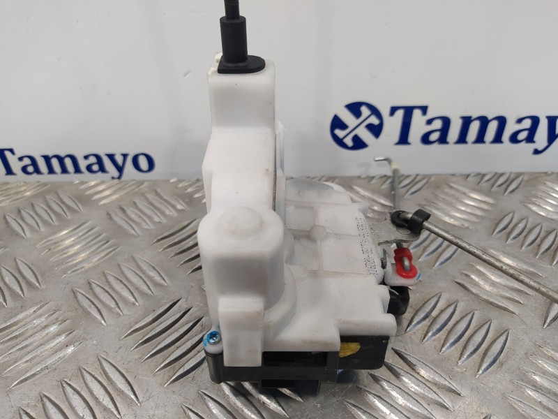 Recambio de cerradura puerta delantera izquierda para fiat 500 (312) 595 turbo referencia OEM IAM 52041739  