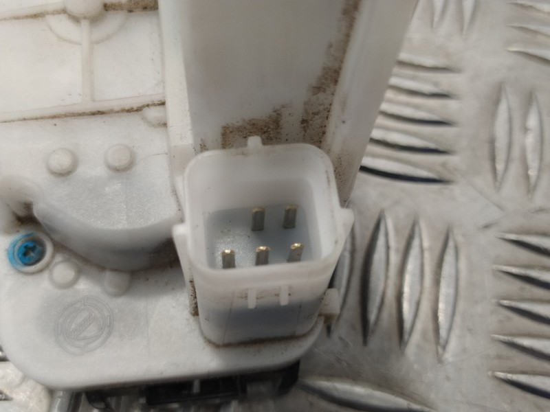 Recambio de cerradura puerta delantera izquierda para fiat 500 (312) 595 turbo referencia OEM IAM 52041739  