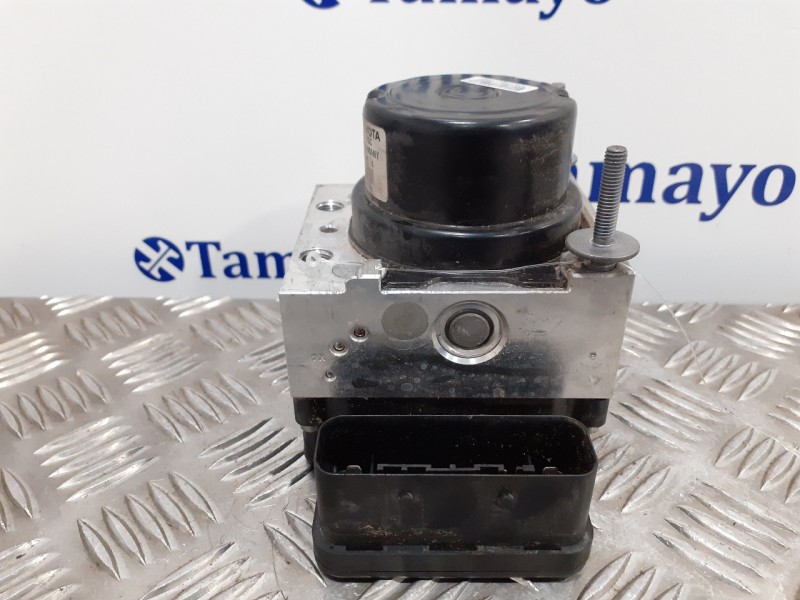 Recambio de abs para toyota yaris 1.3 16v cat referencia OEM IAM 445400D020 895410D100 06210226054