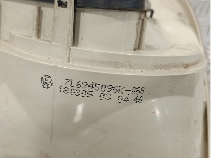 Recambio de piloto trasero derecho para volkswagen touareg (7la) 2.5 tdi referencia OEM IAM 7L6945096K  