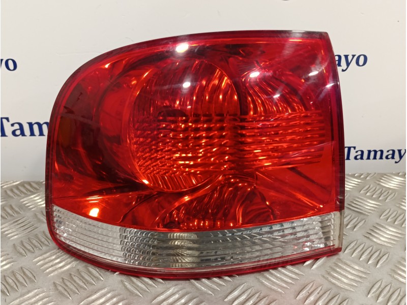 Recambio de piloto trasero izquierdo para volkswagen touareg (7la) 2.5 tdi referencia OEM IAM 7L6945095K  