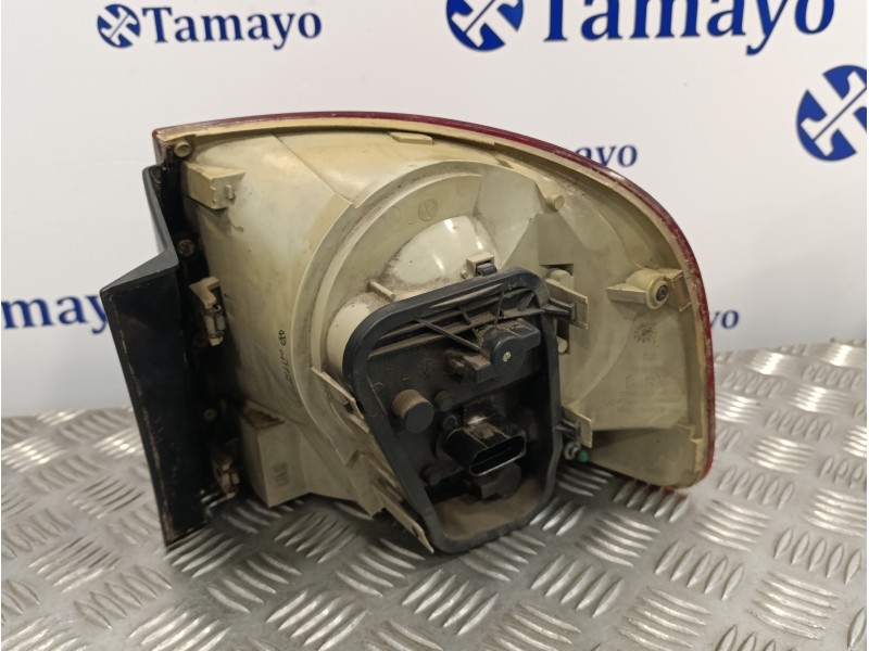 Recambio de piloto trasero izquierdo para volkswagen touareg (7la) 2.5 tdi referencia OEM IAM 7L6945095K  