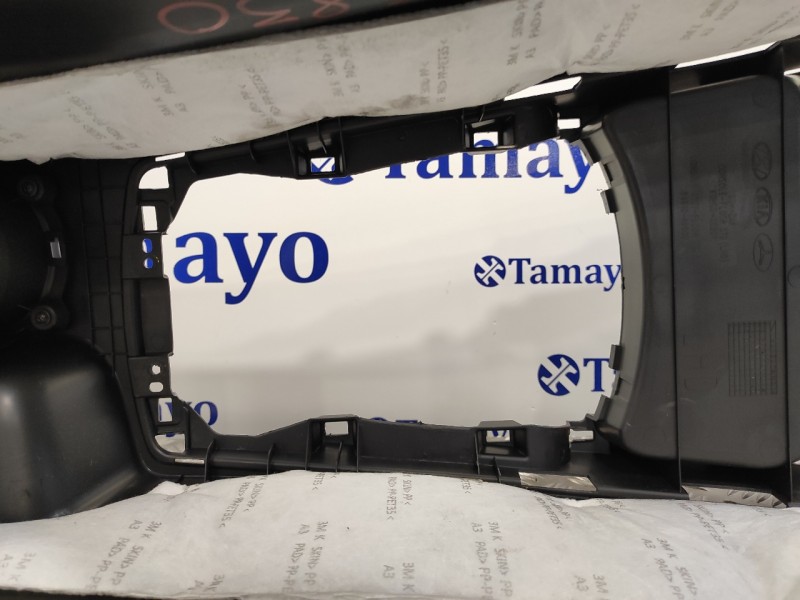 Recambio de consola central para hyundai i30 (gd) 1.4 cat referencia OEM IAM 84610A6000  