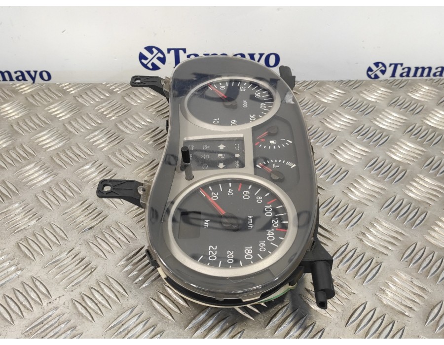 Recambio de cuadro instrumentos para renault clio ii fase ii (b/cb0) 1.2 referencia OEM IAM P8200059776  21659071