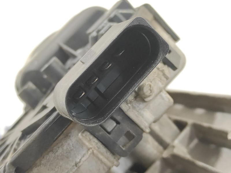 Recambio de motor limpia delantero para ford focus berlina (cap) 1.8 tdci turbodiesel cat referencia OEM IAM 0390241731 33970208