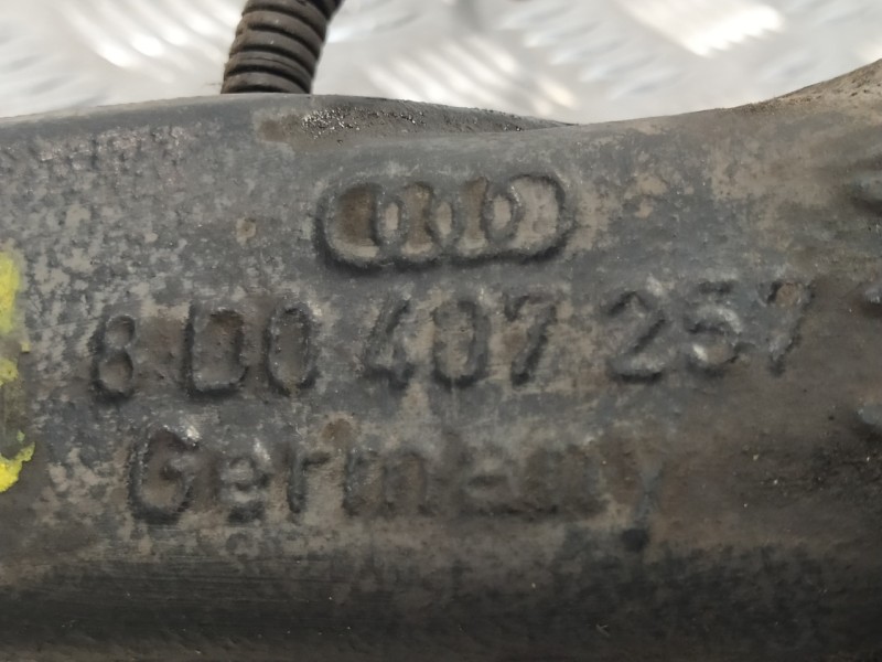 Recambio de mangueta delantera izquierda para volkswagen passat berlina (3b3) 1.9 tdi referencia OEM IAM 8D0407257  
