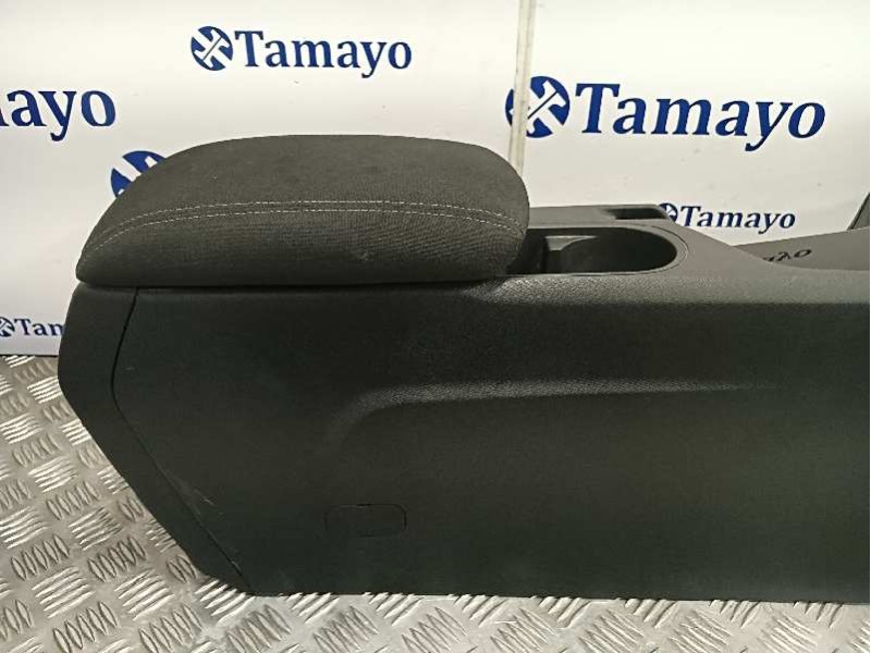 Recambio de apoyabrazos central para peugeot 308 sw referencia OEM IAM 96775883  96775880