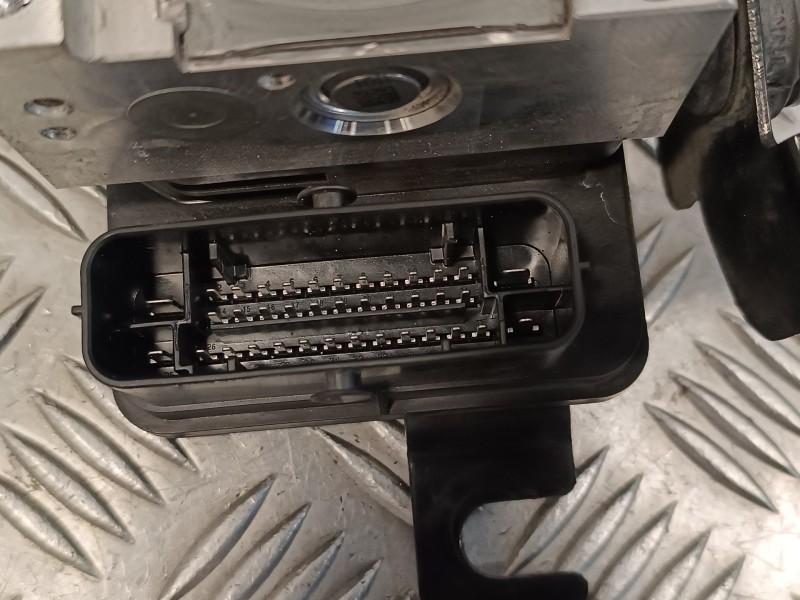 Recambio de abs para dacia lodgy 1.6 cat referencia OEM IAM 476600078R 28515242123 10022006554