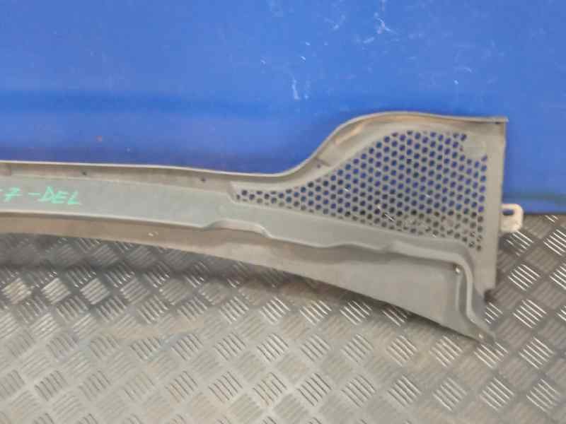 Recambio de torpedo para seat leon st (5f8) referencia OEM IAM 5F2819403F  