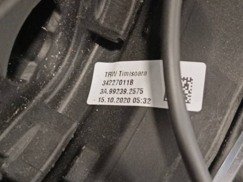Recambio de volante para dacia lodgy 1.6 cat referencia OEM IAM 484005093R 34227011B 34227004B