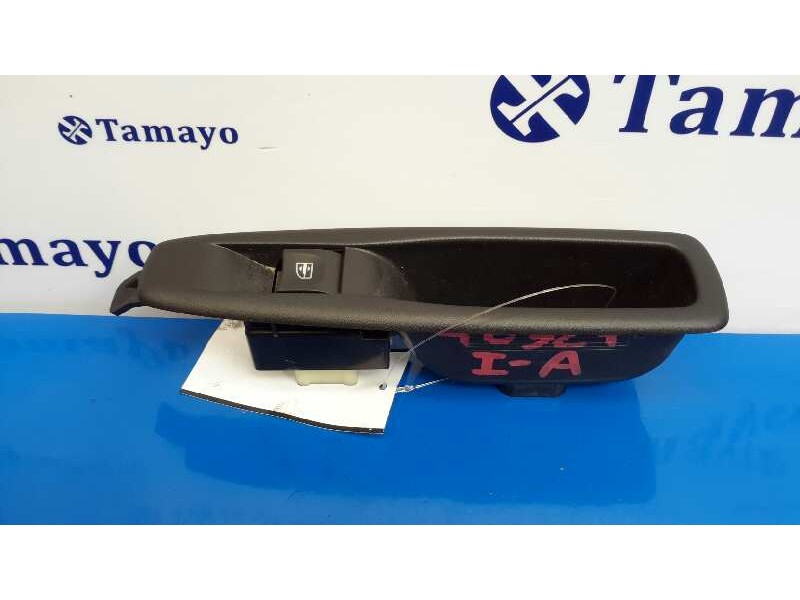 Recambio de mando elevalunas trasero izquierdo para renault clio iv 1.5 dci diesel fap referencia OEM IAM 829507217R  