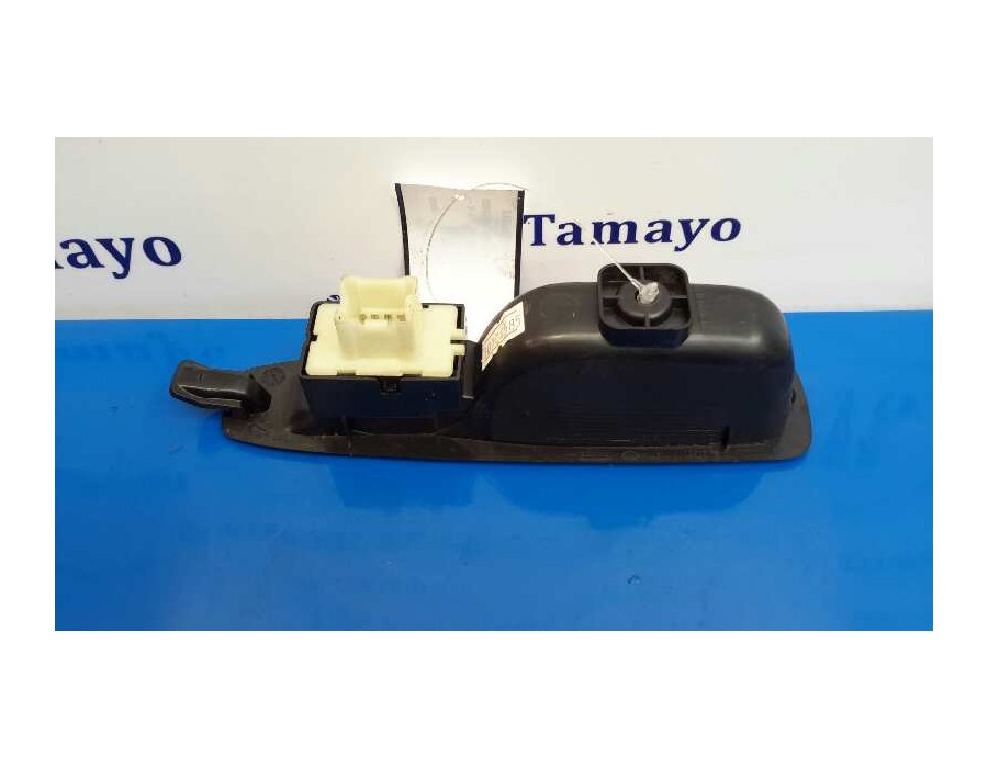 Recambio de mando elevalunas trasero izquierdo para renault clio iv 1.5 dci diesel fap referencia OEM IAM 829507217R  