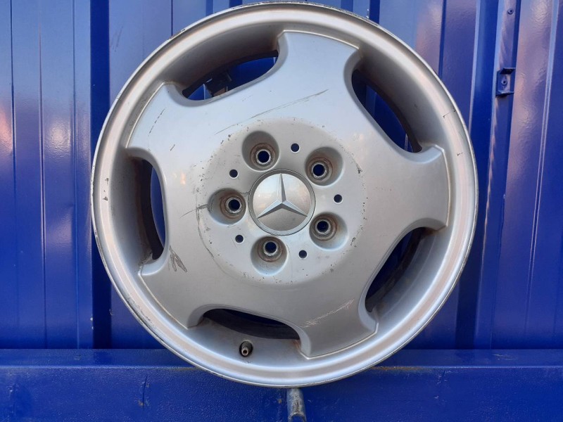 Recambio de llanta para mercedes-benz clase a (w168) 1.6 cat referencia OEM IAM A1684011002  