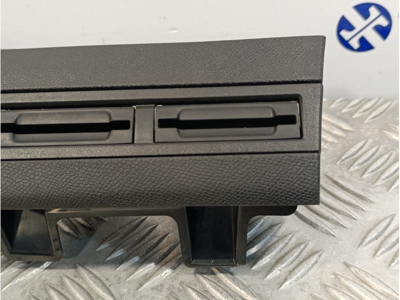 Recambio de mando luces para peugeot 3008 1.2 12v e-thp referencia OEM IAM 98095437ZD  