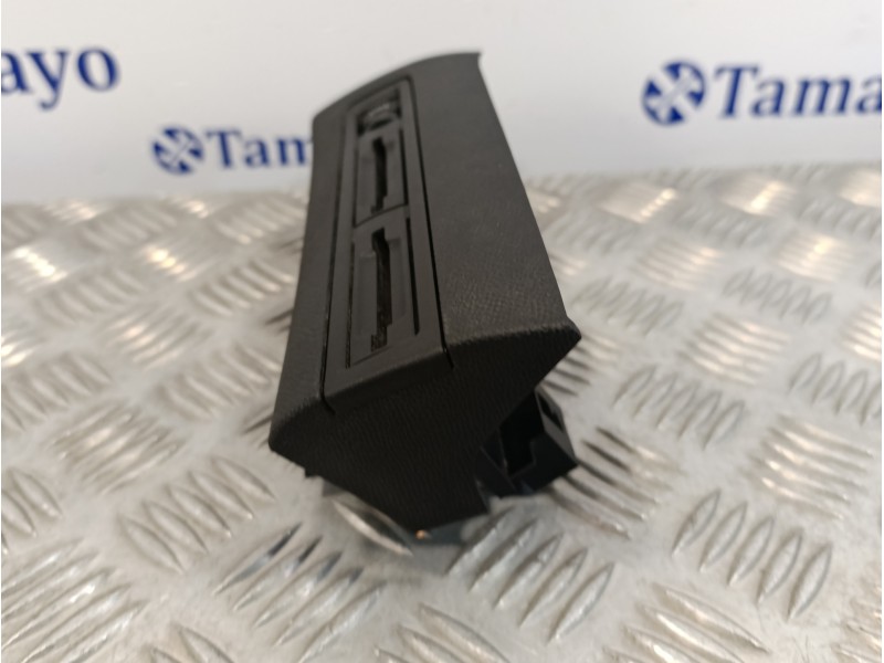 Recambio de mando luces para peugeot 3008 1.2 12v e-thp referencia OEM IAM 98095437ZD  