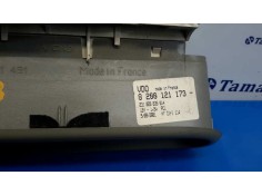 Recambio de pantalla multifuncion para renault twingo (co6) 1.2 referencia OEM IAM 8200121173  231020035014 2
