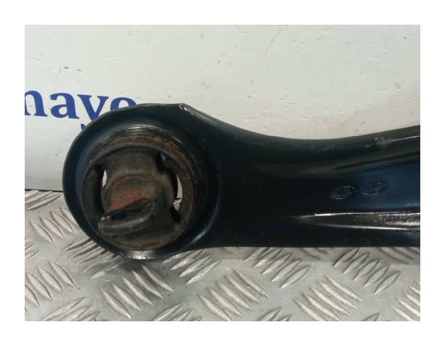 Recambio de brazo suspension inferior trasero izquierdo para kia cee´d 1.6 crdi cat referencia OEM IAM   