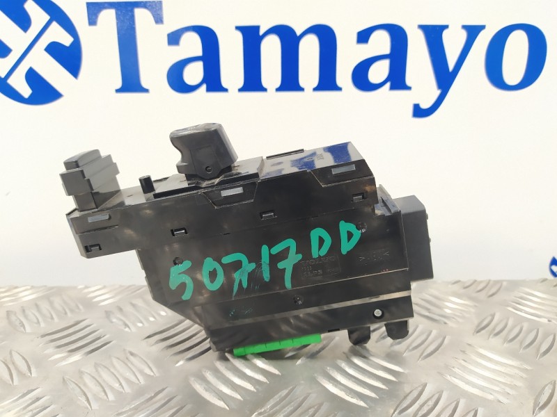 Recambio de mando elevalunas delantero derecho para volvo xc90 2.4 diesel cat referencia OEM IAM 30658147  