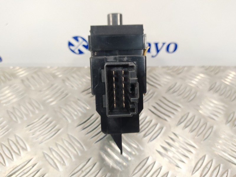 Recambio de mando elevalunas delantero derecho para volvo xc90 2.4 diesel cat referencia OEM IAM 30658147  
