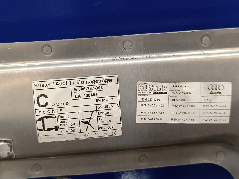 Recambio de elevalunas delantero derecho para audi tt (8n3/8n9) 1.8 20v turbo referencia OEM IAM 8N8837730  E006267008