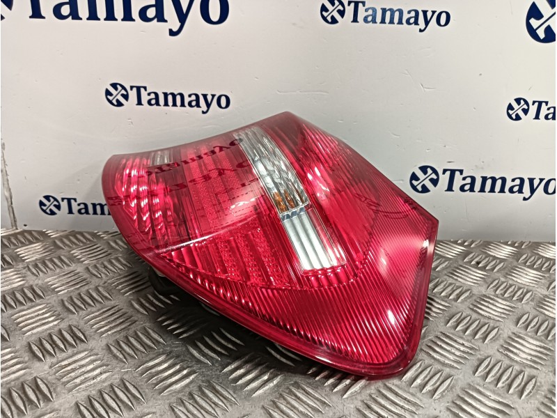 Recambio de piloto trasero derecho para bmw serie 1 berlina (e81/e87) 2.0 cat referencia OEM IAM 716485606  