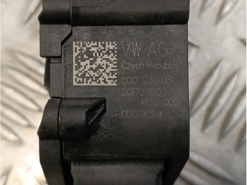 Recambio de pedal acelerador para volkswagen polo 1.0 tsi referencia OEM IAM 2Q1723503  