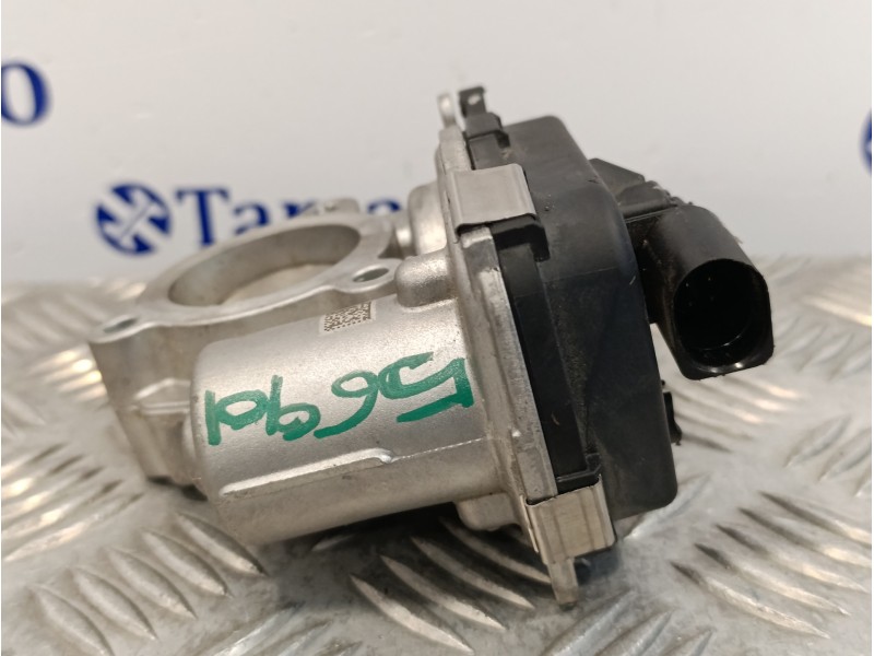 Recambio de caja mariposa para volkswagen polo 1.0 tsi referencia OEM IAM 05C133062  V29090880A