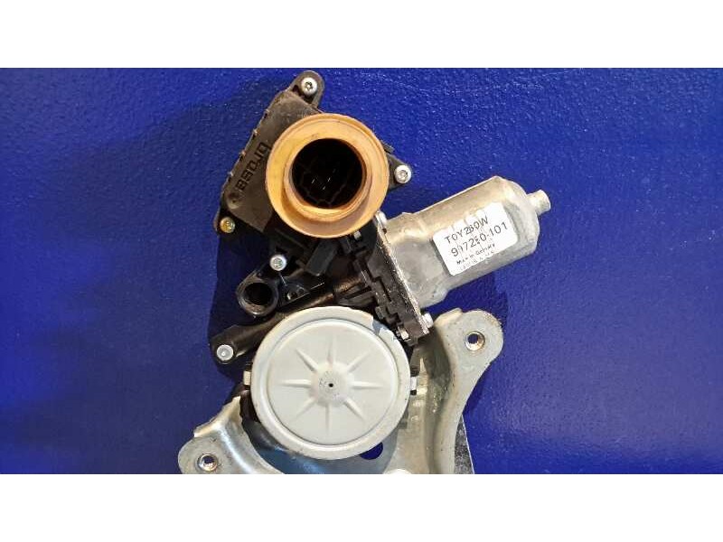Recambio de elevalunas trasero derecho para toyota corolla verso (r1) 2.2 d-4d luna referencia OEM IAM 698300F020  997250101