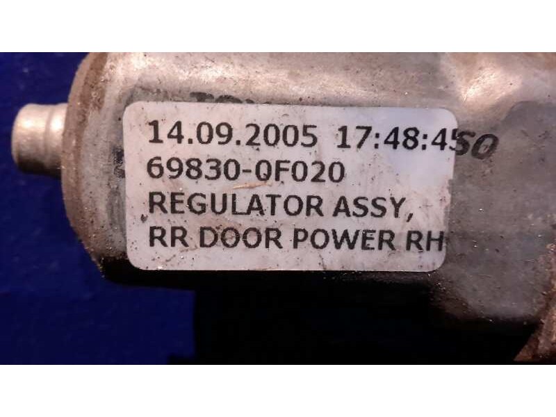 Recambio de elevalunas trasero derecho para toyota corolla verso (r1) 2.2 d-4d luna referencia OEM IAM 698300F020  997250101