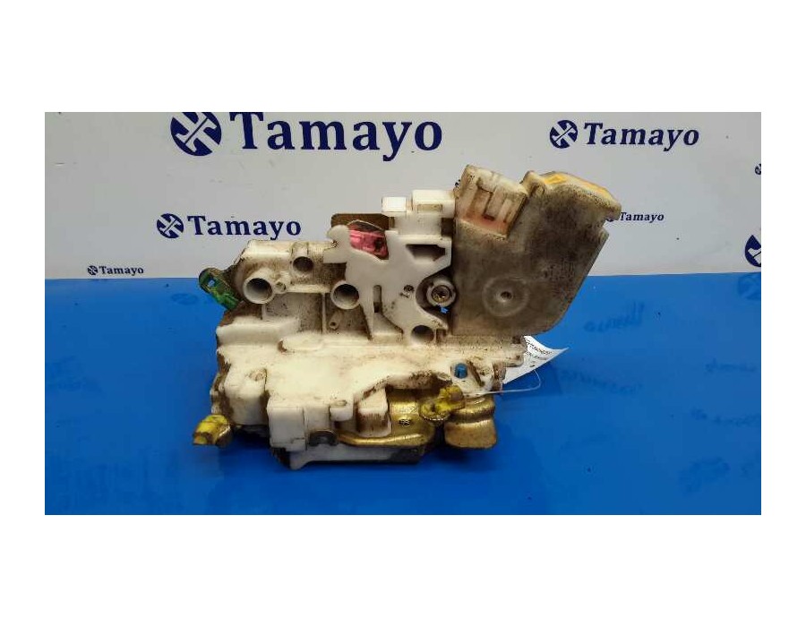 Recambio de cerradura puerta delantera derecha para nissan pick-up (d22) 2.5 16v turbodiesel cat referencia OEM IAM   