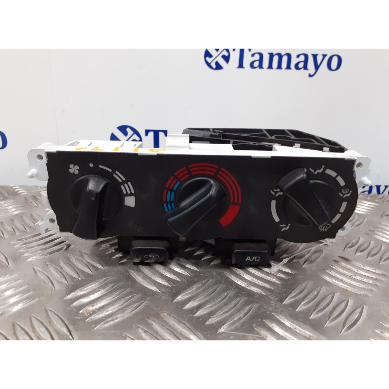 Recambio de mando calefaccion / aire acondicionado para nissan primera berlina (p11) 1.6 16v cat referencia OEM IAM 7040230732  