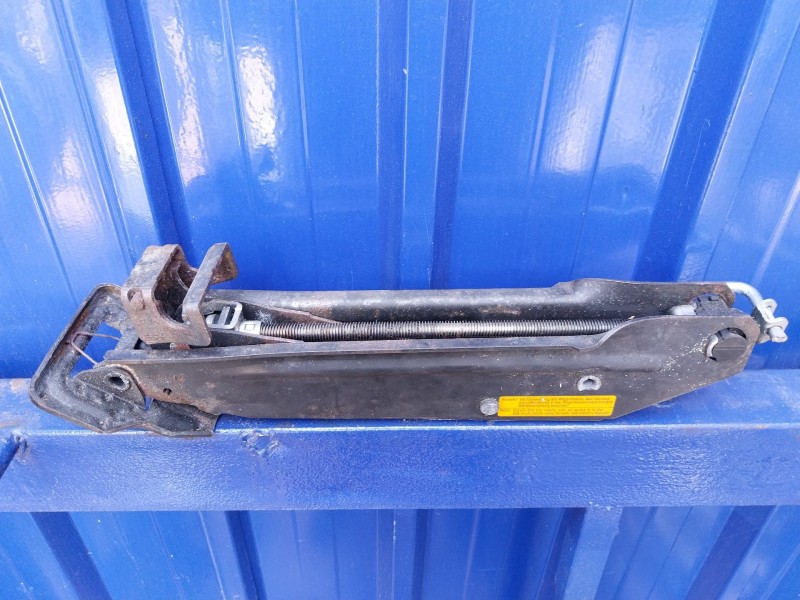 Recambio de gato para volkswagen touareg (7la) 2.5 tdi referencia OEM IAM 7L0011031B  