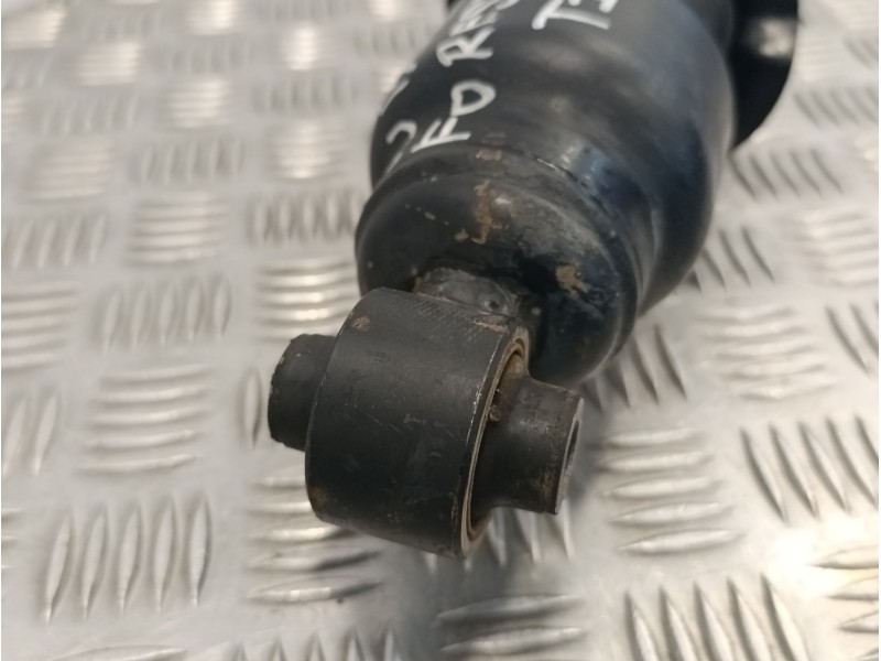 Recambio de amortiguador trasero izquierdo para subaru forester 2.0 diesel cat referencia OEM IAM 20365SG110  