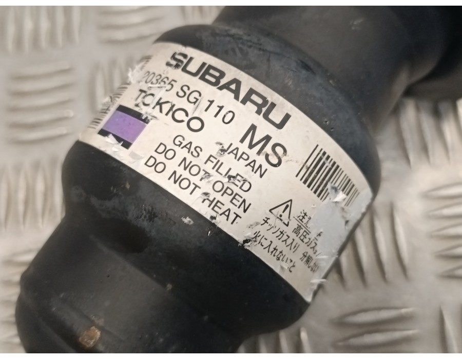 Recambio de amortiguador trasero izquierdo para subaru forester 2.0 diesel cat referencia OEM IAM 20365SG110  