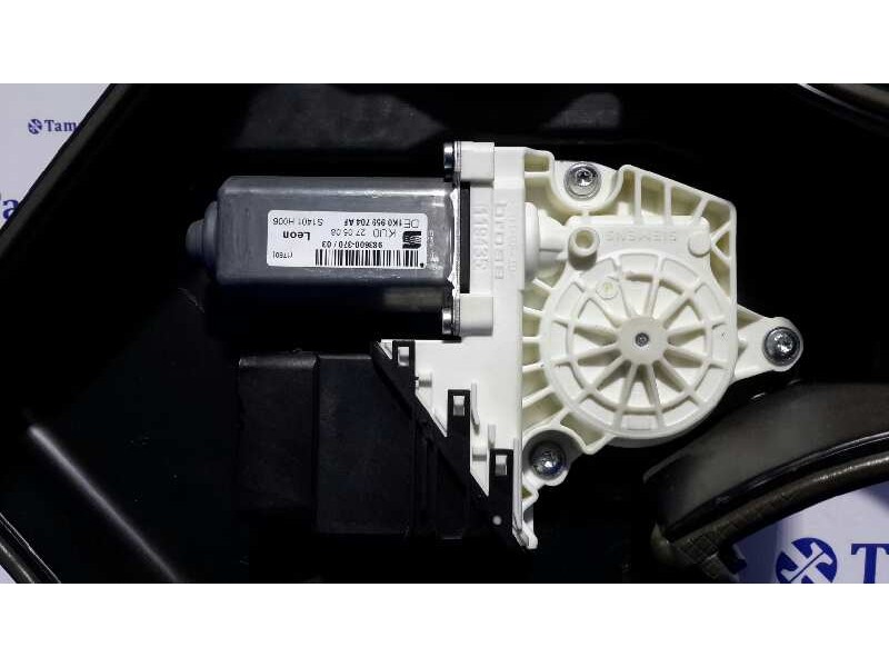 Recambio de elevalunas trasero derecho para seat leon (1p1) stylance / style referencia OEM IAM 1P0839402C  1K0959704AF