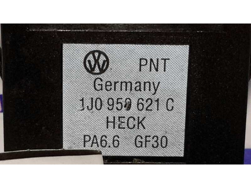 Recambio de interruptor luna trasera para volkswagen golf iv berlina (1j1) referencia OEM IAM 1J0959621C  
