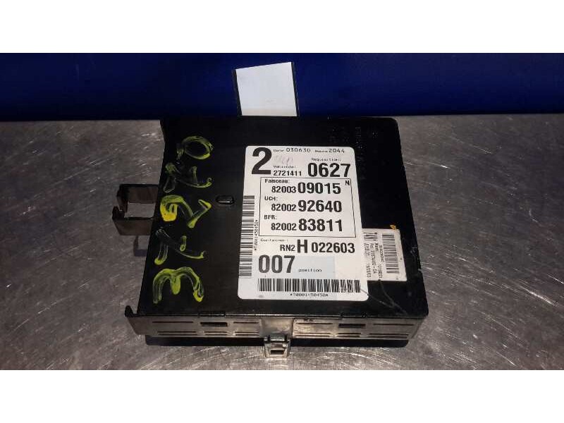 Recambio de caja reles / fusibles para renault laguna ii (bg0) referencia OEM IAM 8200309015 8200292640 8200283811